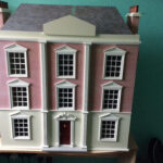 Dolls House Adult Absolute Bargain Bought From Well Known Dolls House