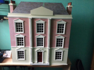 Dolls House Adult Absolute Bargain Bought From Well Known Dolls House