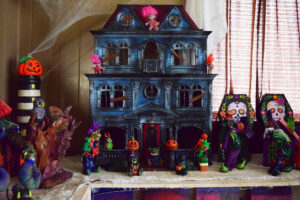 Halloween Rehash Doll House Converted To Haunted Mansion Dollhouse