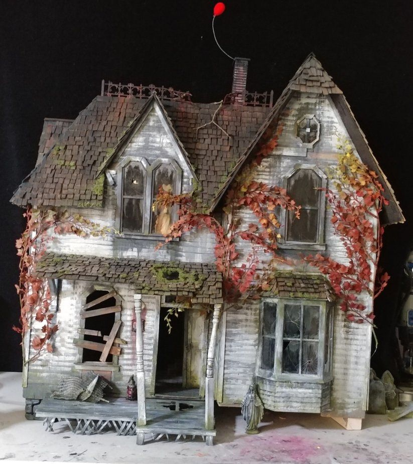 Haunted Dollhouse Completed Haunted Dollhouse Doll House Dollhouse 