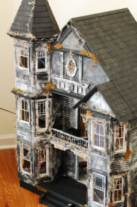 Haunting Haunted Dollhouse Dollhouse Halloween Halloween Haunted Houses