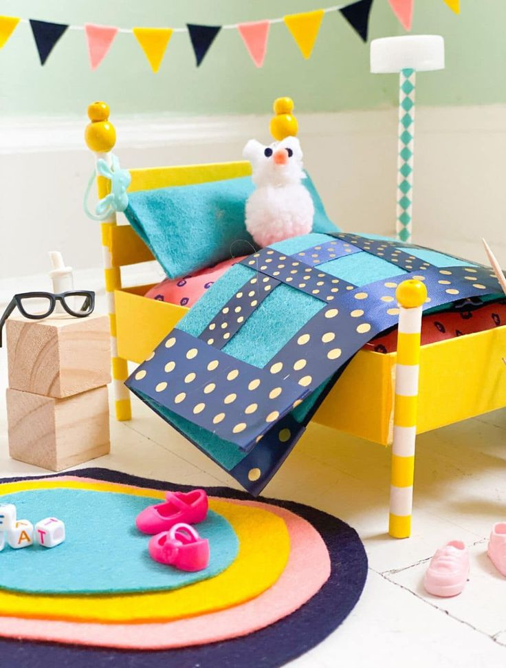 Make Your Own Doll Bed DIY Dollhouse Furniture Diy Dollhouse 