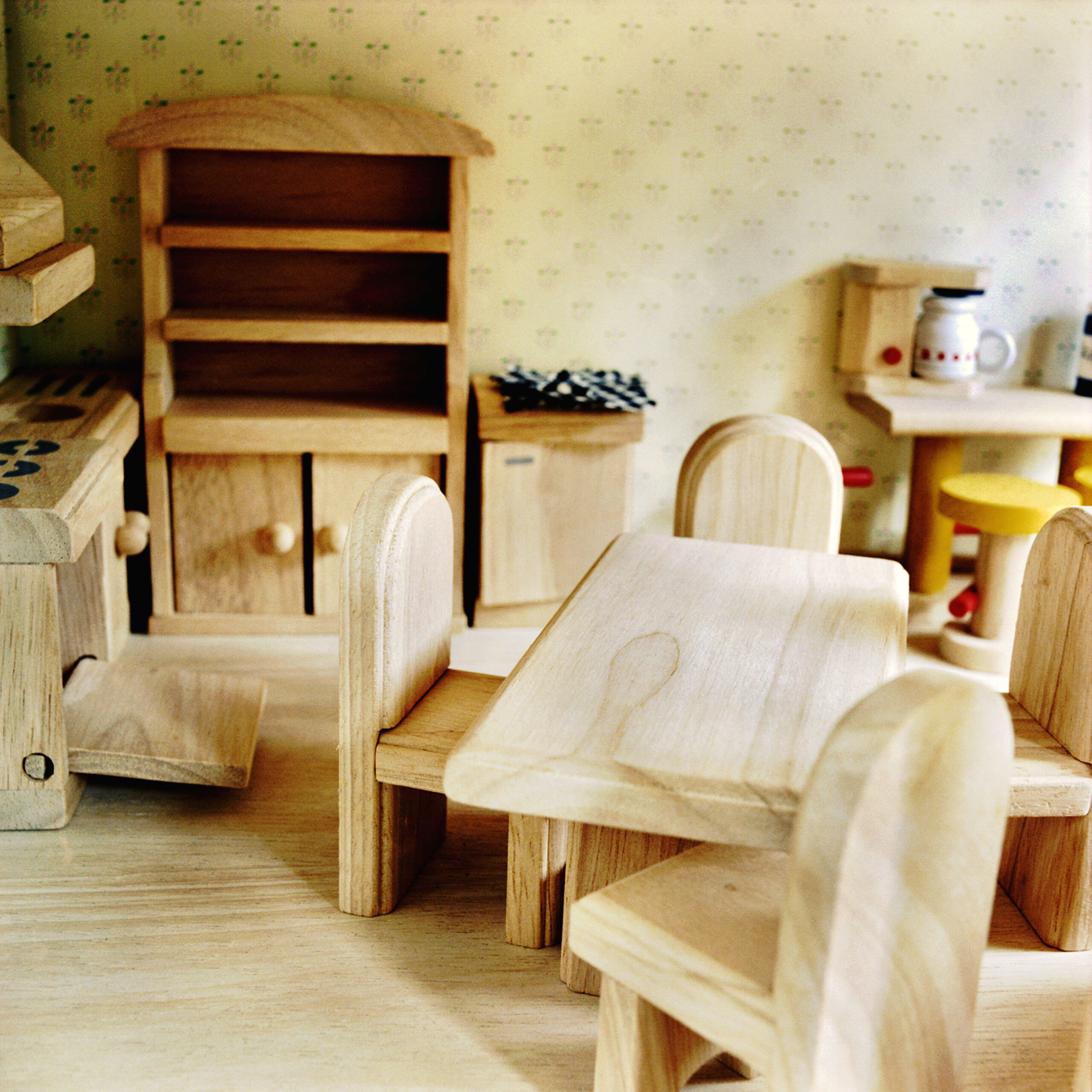 Dollhouse Furniture To Make