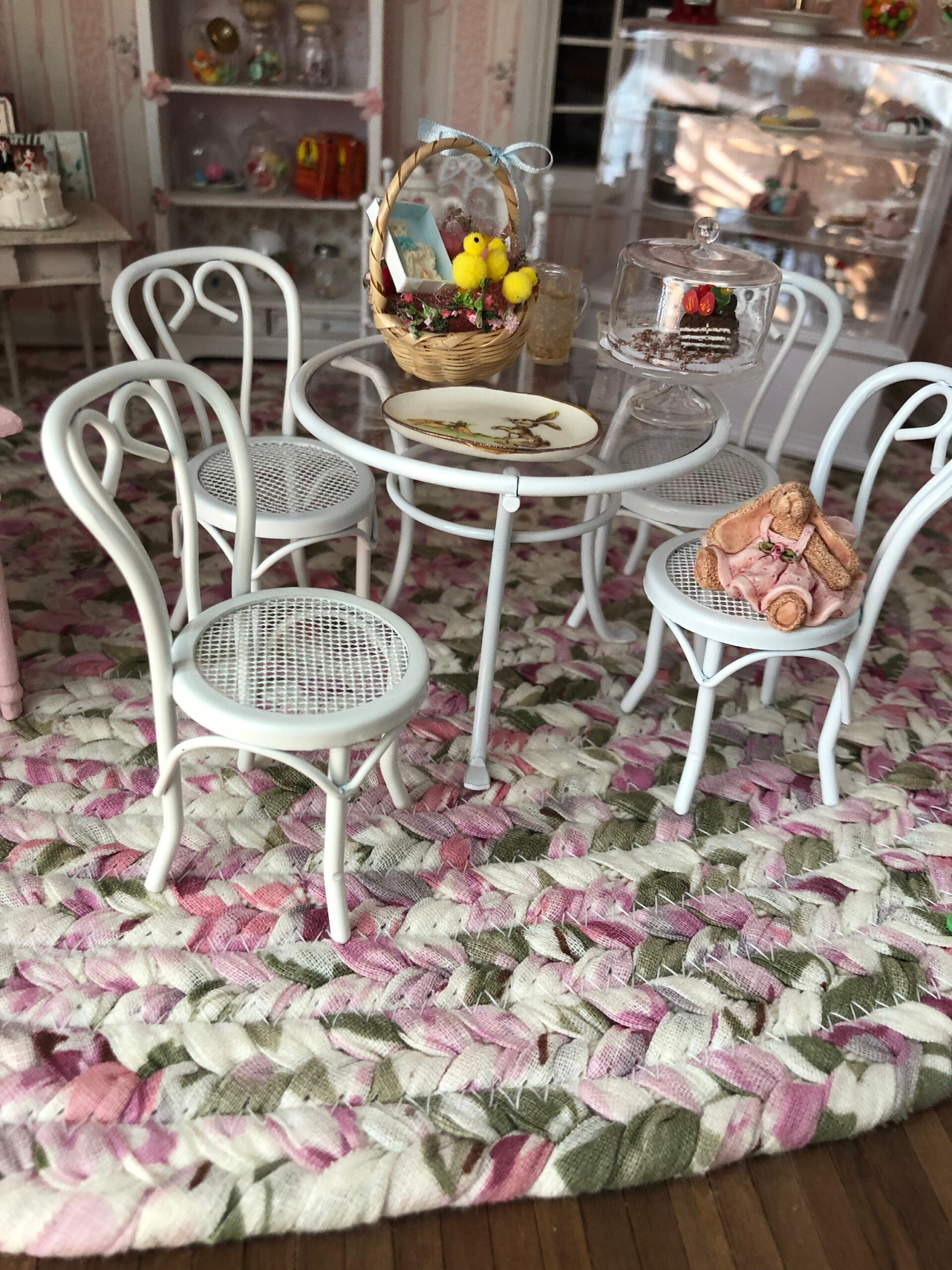 Miniature Table And Chair Set White Table With Clear Top And 4 Chairs 