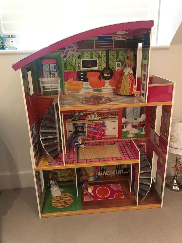 Modern Large Dollhouse Doll House Great Christmas Gift In Bromley 