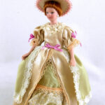 People 1 12 Victorian Lady In Beige Gown Town Square Miniatures