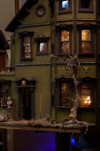 Pollyanne Hornbeck s Haunted Dollhouse The Kit Kraft Haunted