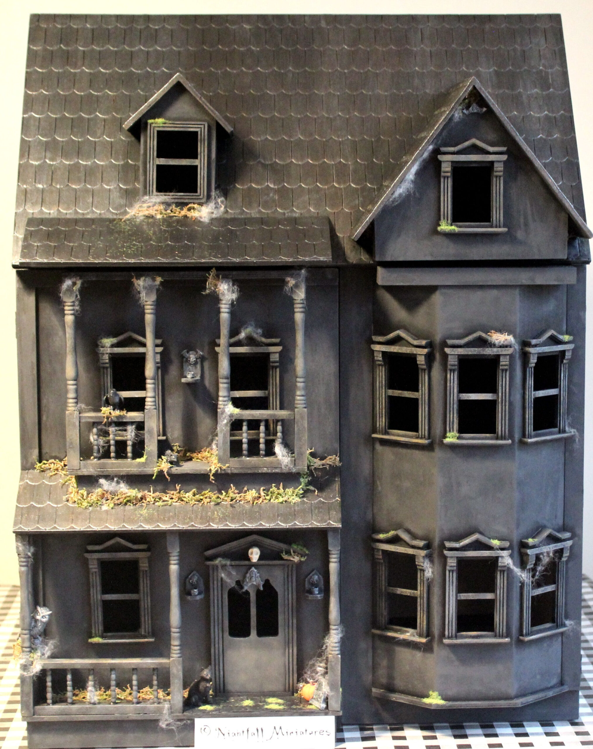 Spooky Dollhouse In 1 12 Cottage Dollhouse Witch Cottage Haunted 