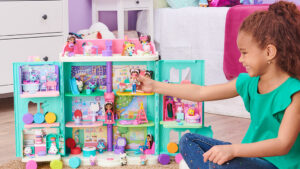 Take Gabby s Dollhouse Home With New Spin Master Toys In Stores Now