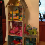Welcome To The World Of Vintage Lindy Lou Cardboard Dollhouse